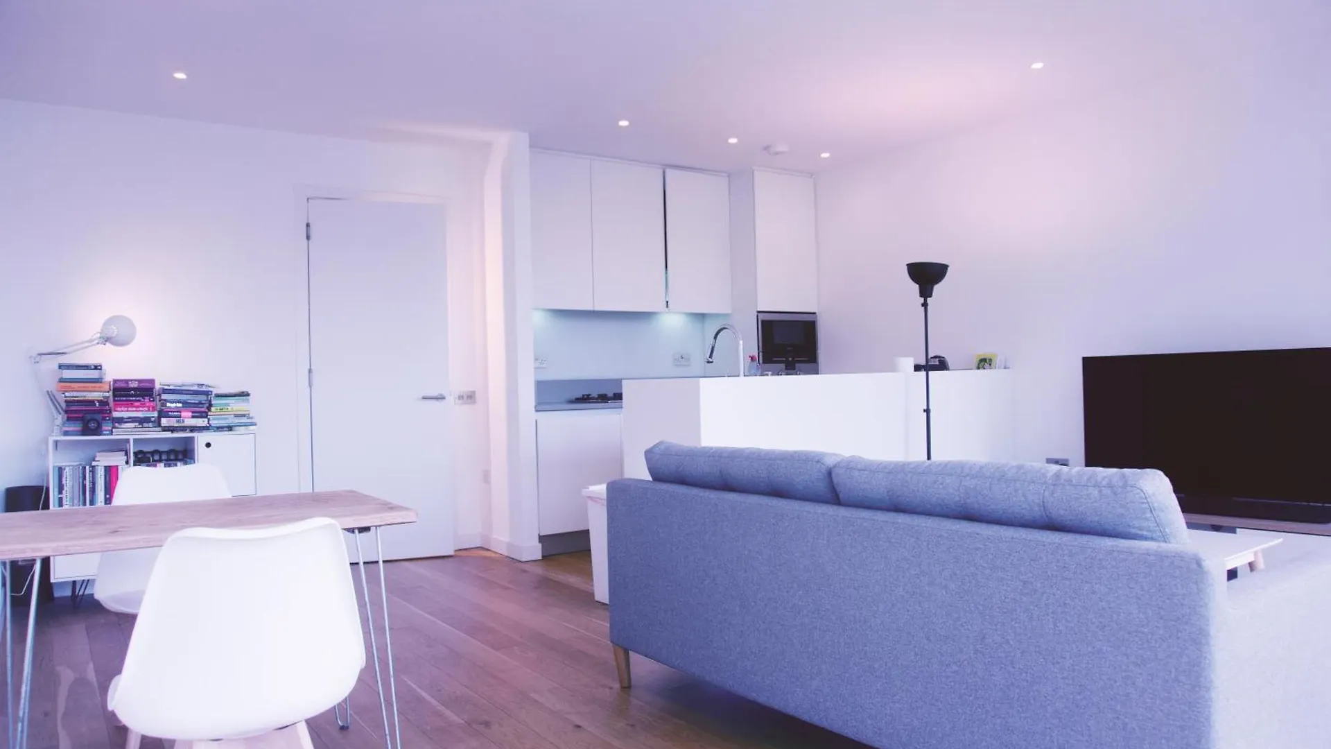 Modern Quartermile Apartment Edinburgh United Kingdom