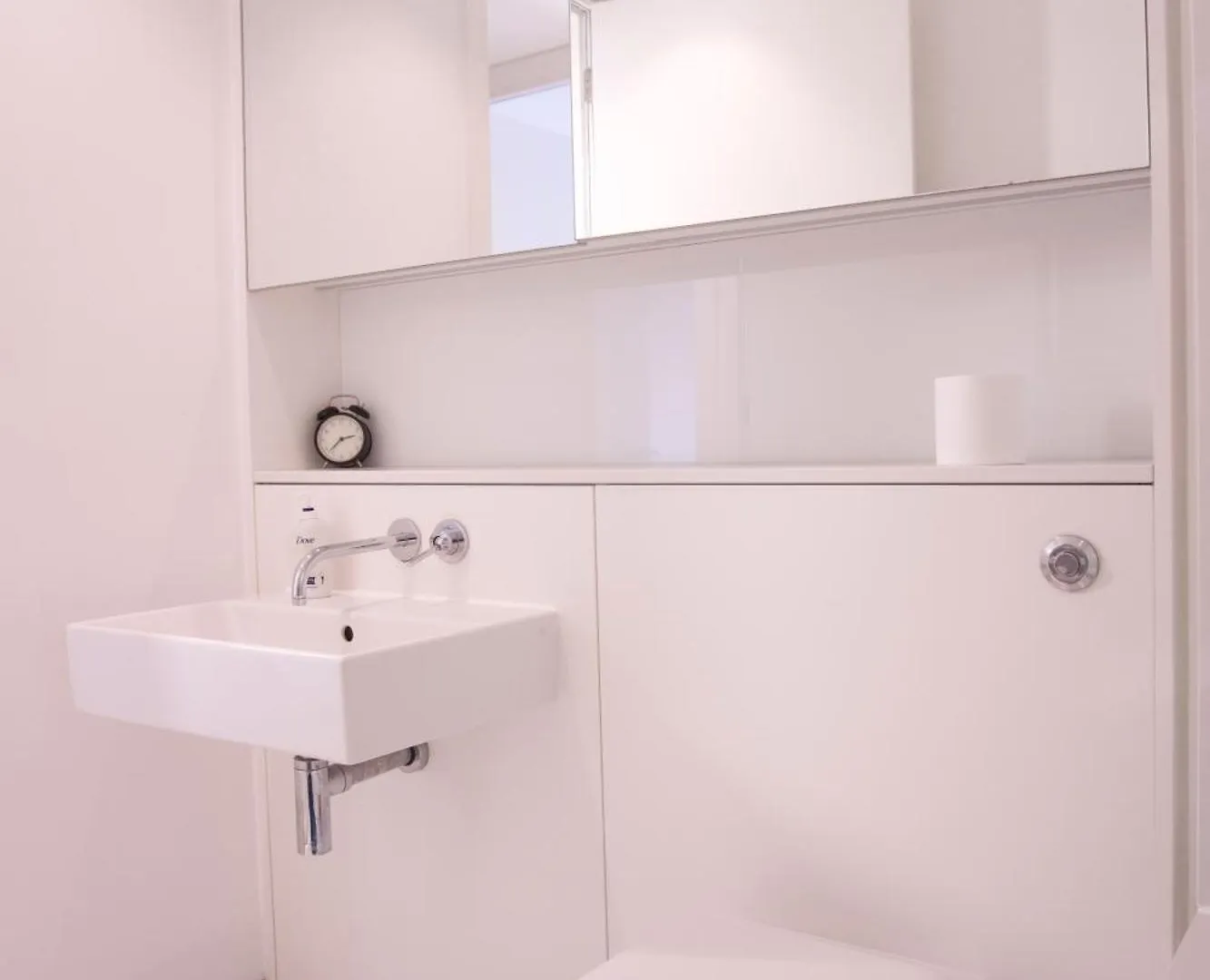 Modern Quartermile Apartment Edinburgh